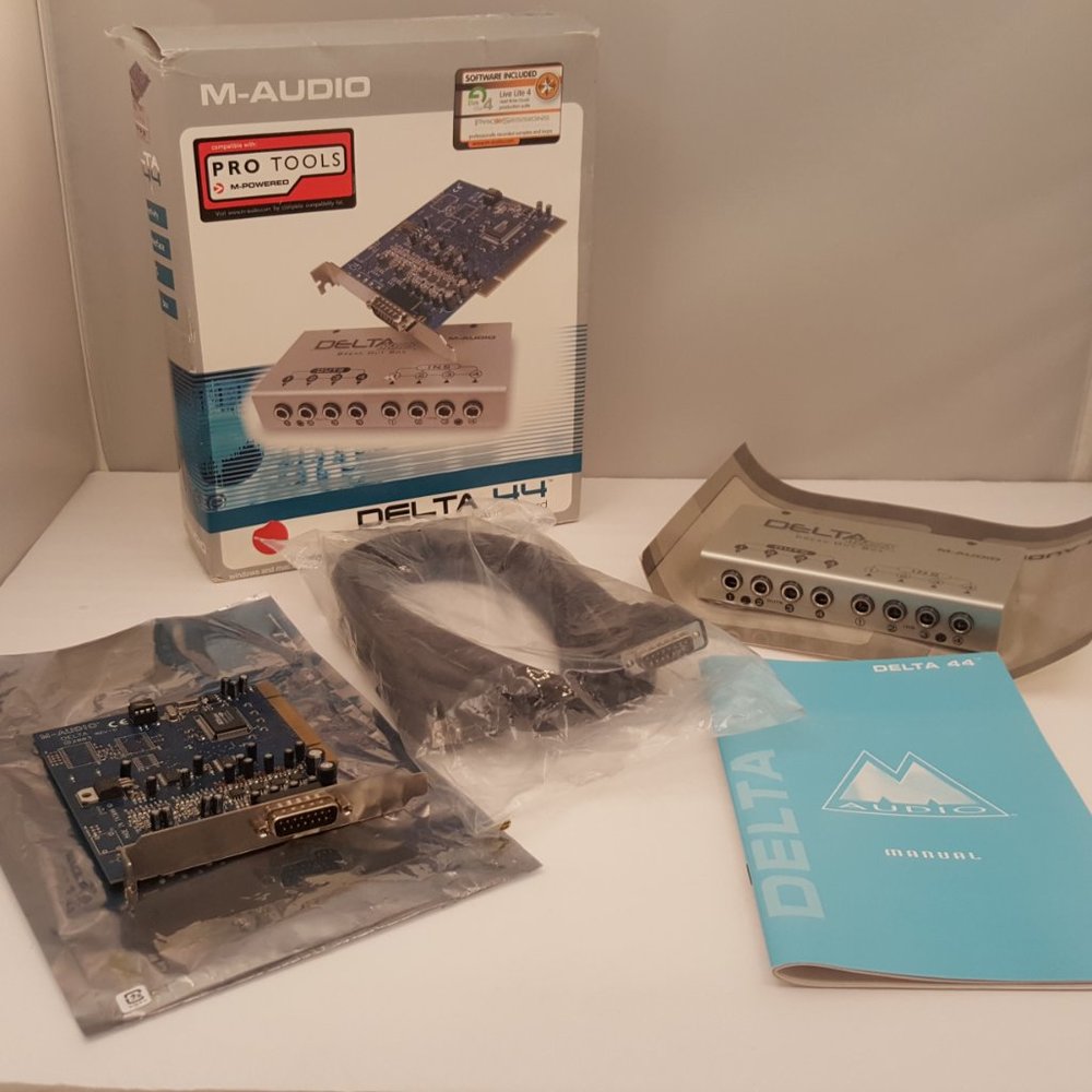 M-AUDIO Delta 44 Professional 4 In / 4 Out Audio Card & Breakout Box Part Used - Picture 2 of 13